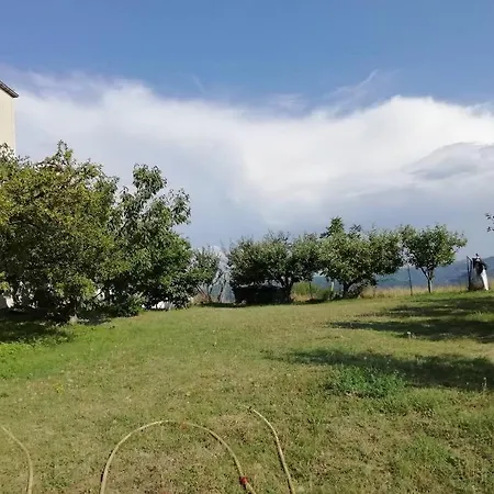 Peaceful Cottage With Incredible Panoramic View Feriehus