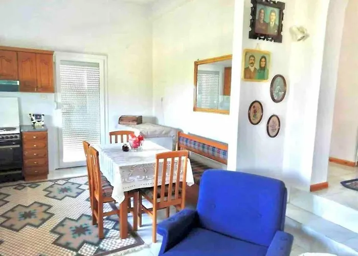 Feriehus Peaceful Cottage With Incredible Panoramic View Ipsilón